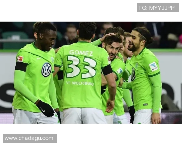 沃尔夫斯堡德甲赛场惊险逆转客场取得宝贵三分击败对手